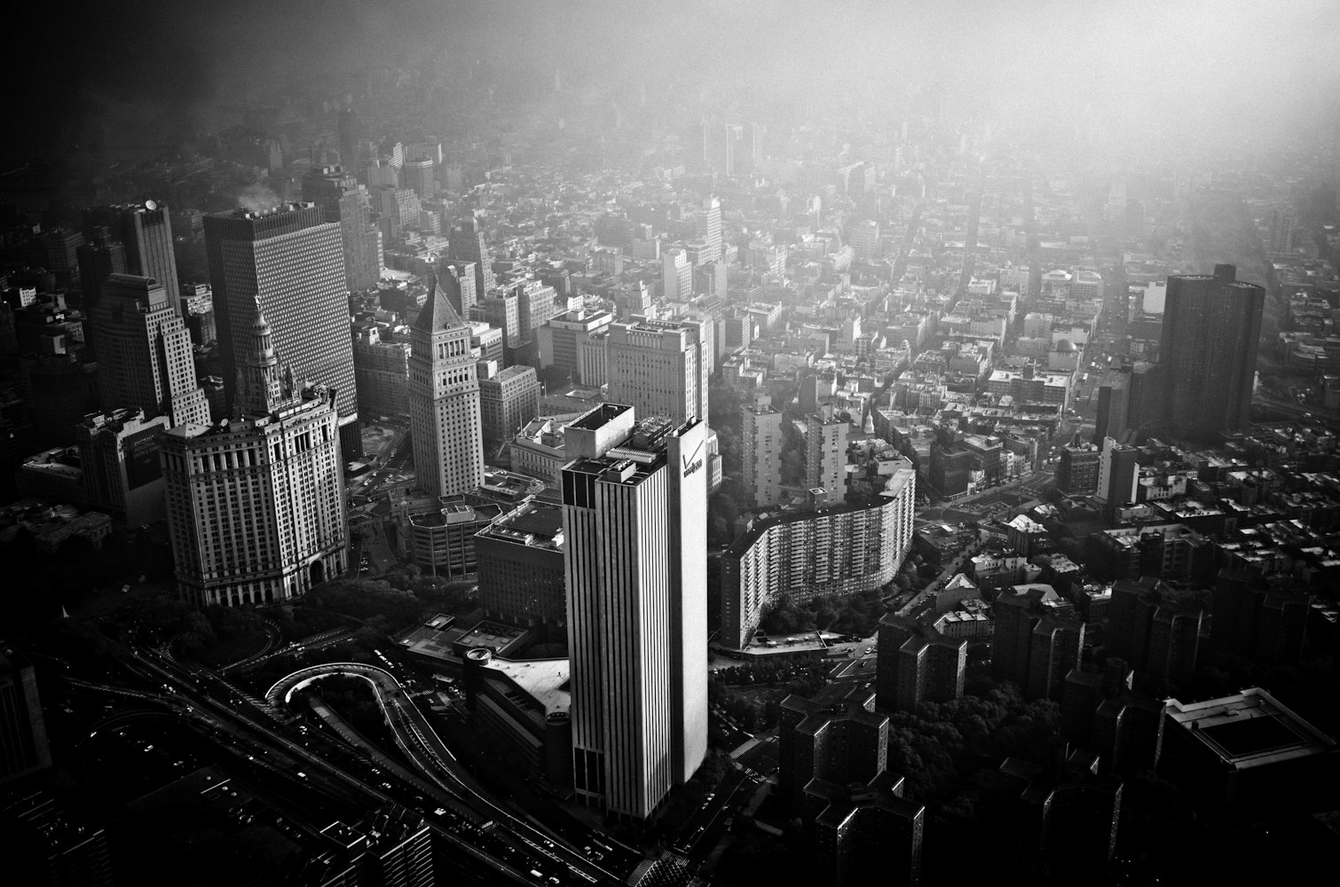 新一轮疫情波及19省36市.ca722航班回国经过